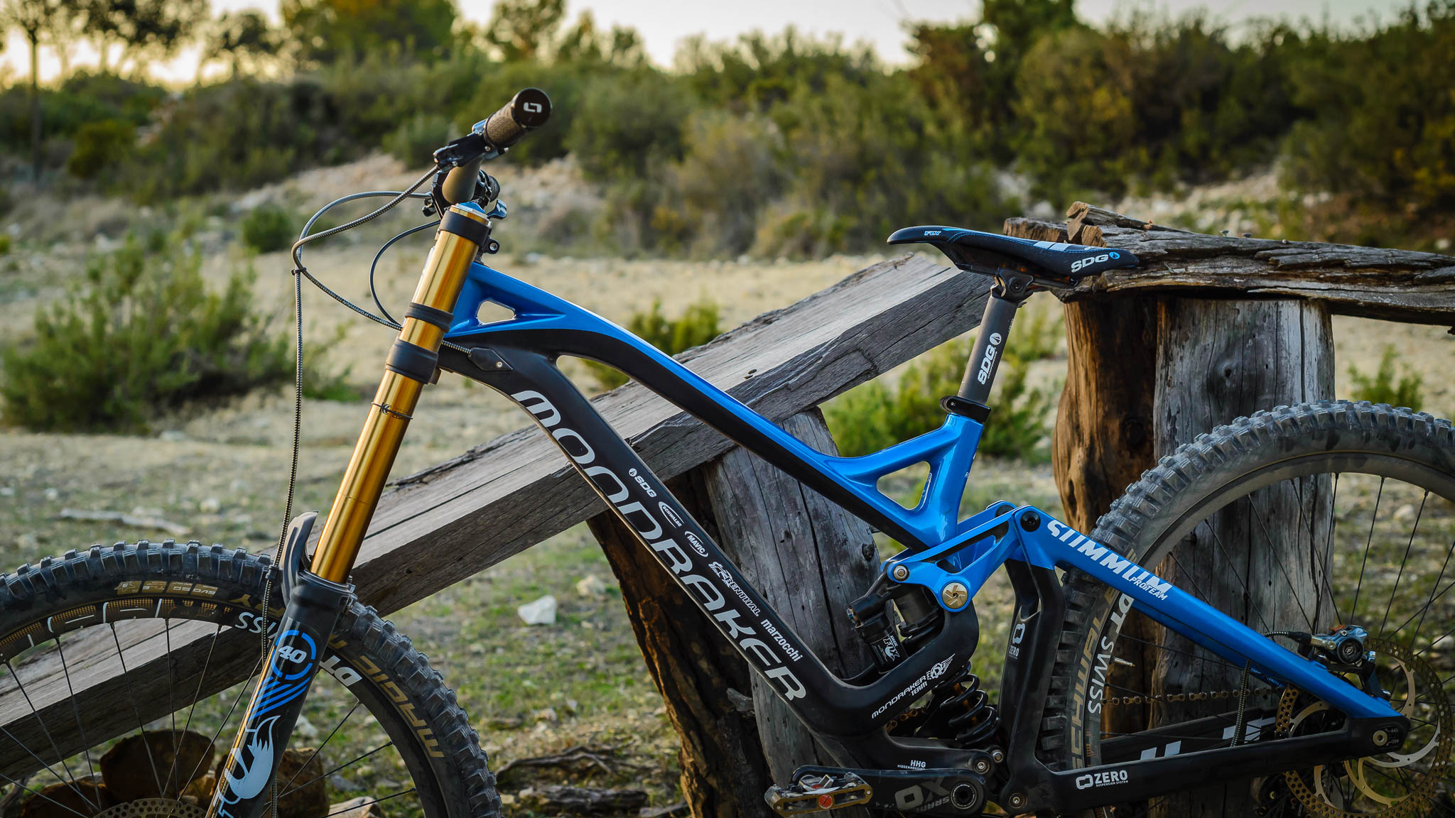 2014-10-28 Mondraker Press