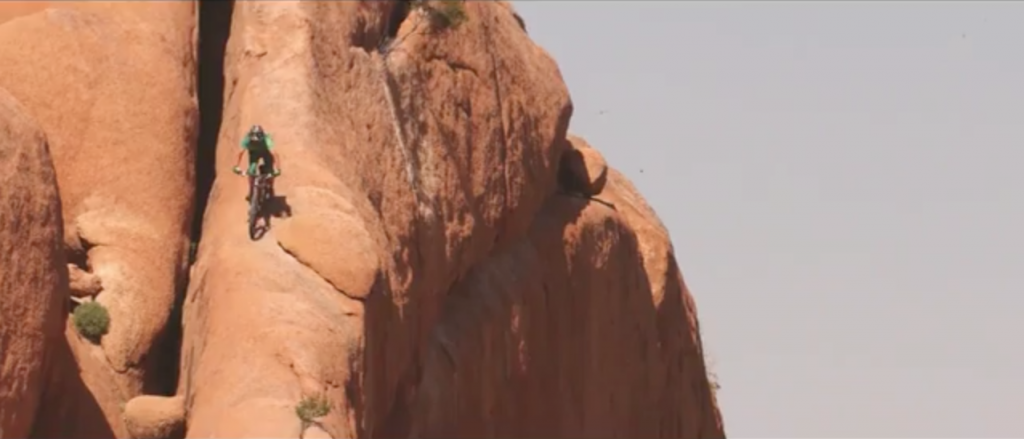 Les Vertriders en Namibie, sur le Moab Africain