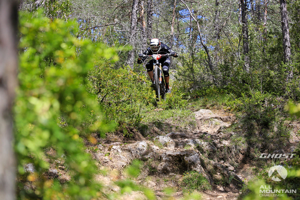 François Bailly-Maître à l’attaque dans un joli passage de cette superbe dernière spéciale.