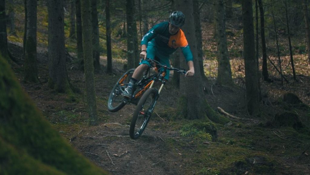 Elliot’s Show – Annecy