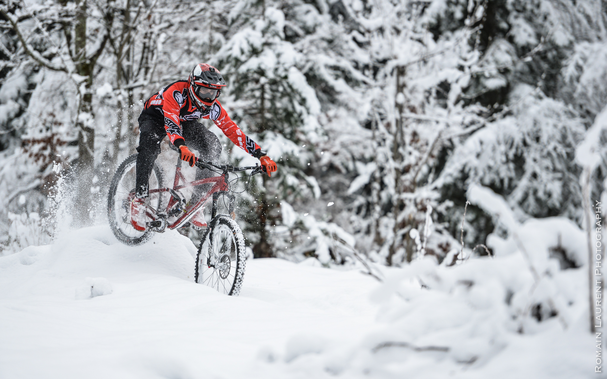 Kilian Bron sème la pagaille à La Clusaz !