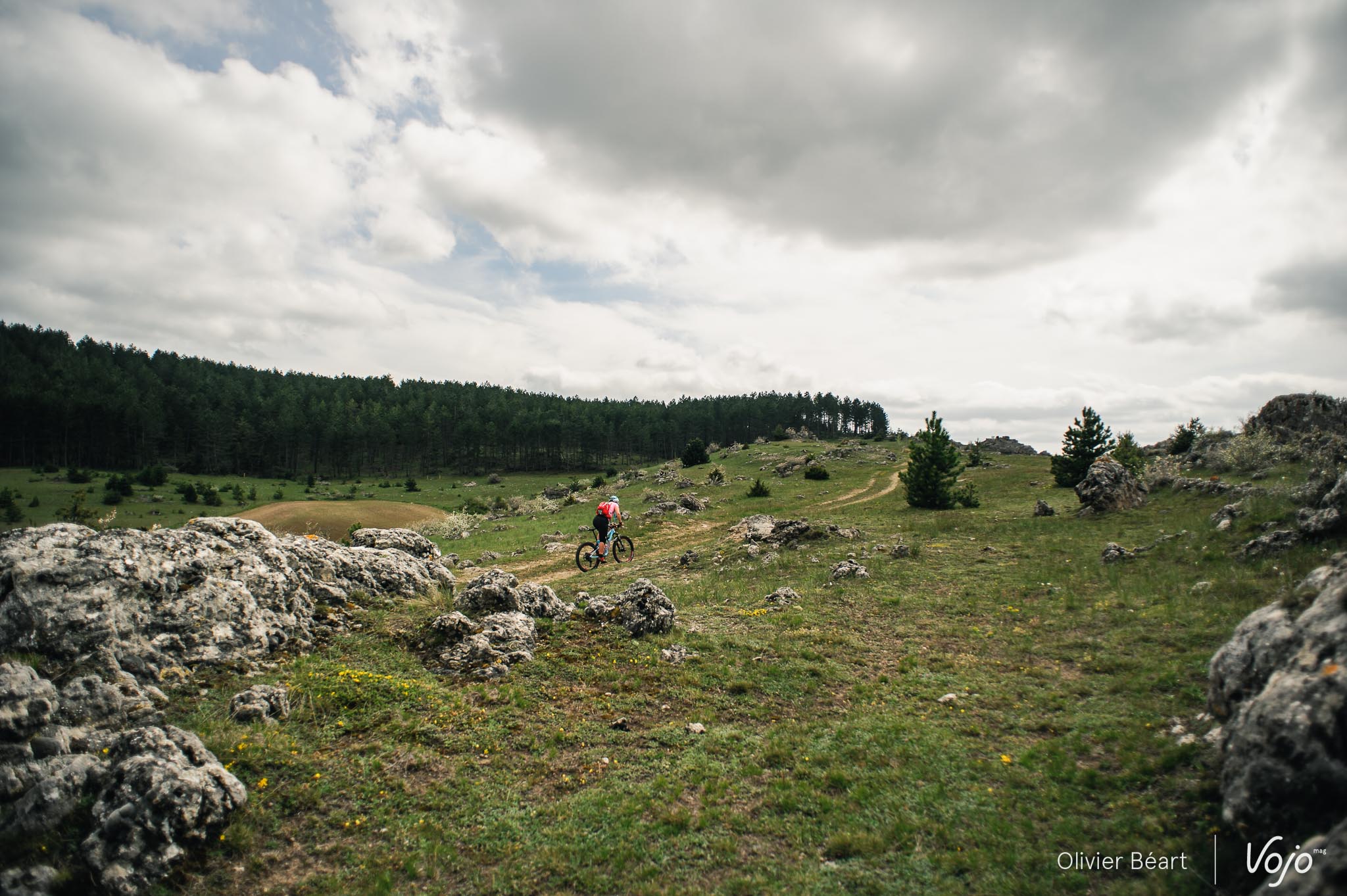 Mais toujours dans des décors dignes de films, comme ici dans le chaos de Nîmes-le-Vieux