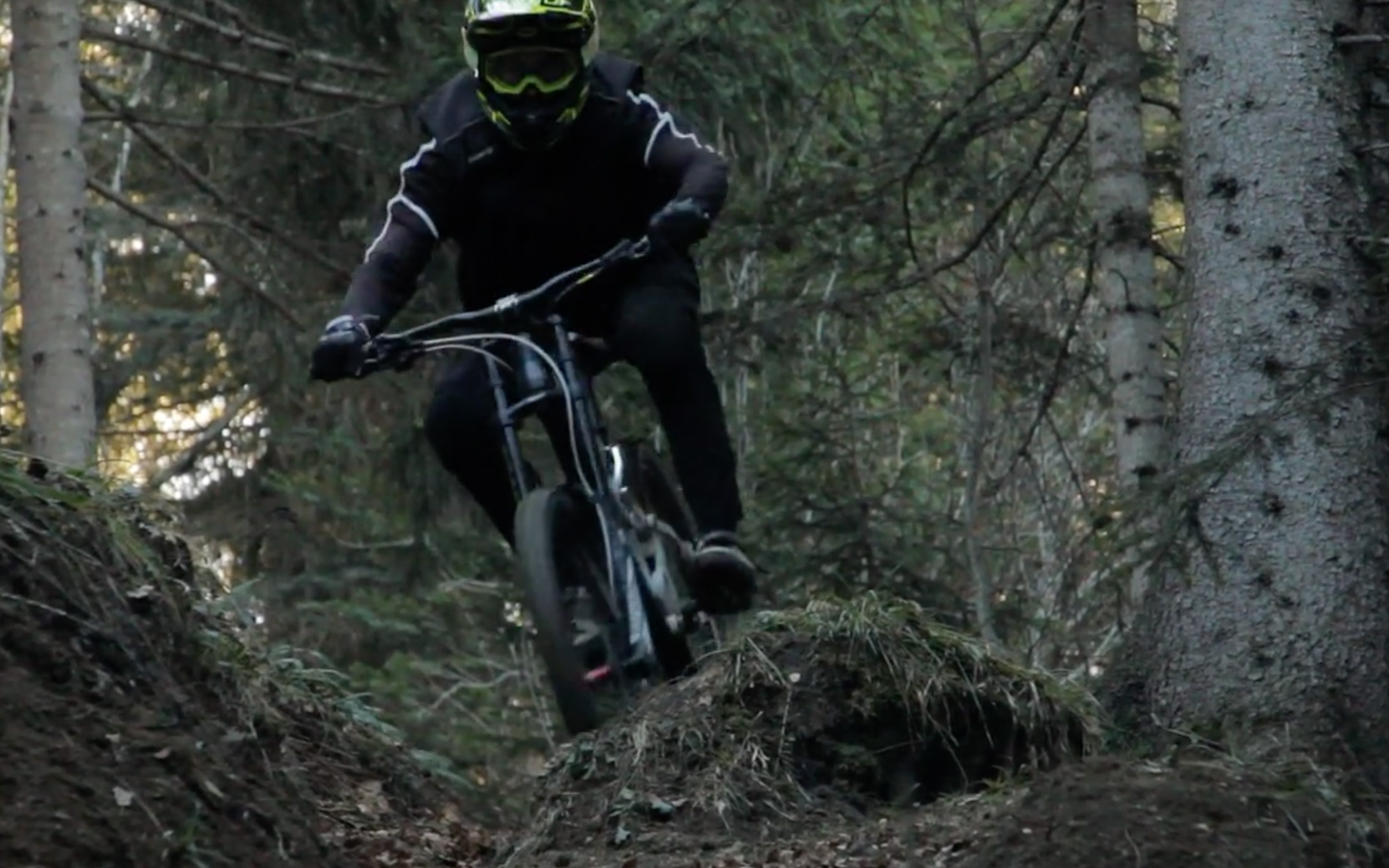 Dusty December – Born to Jump