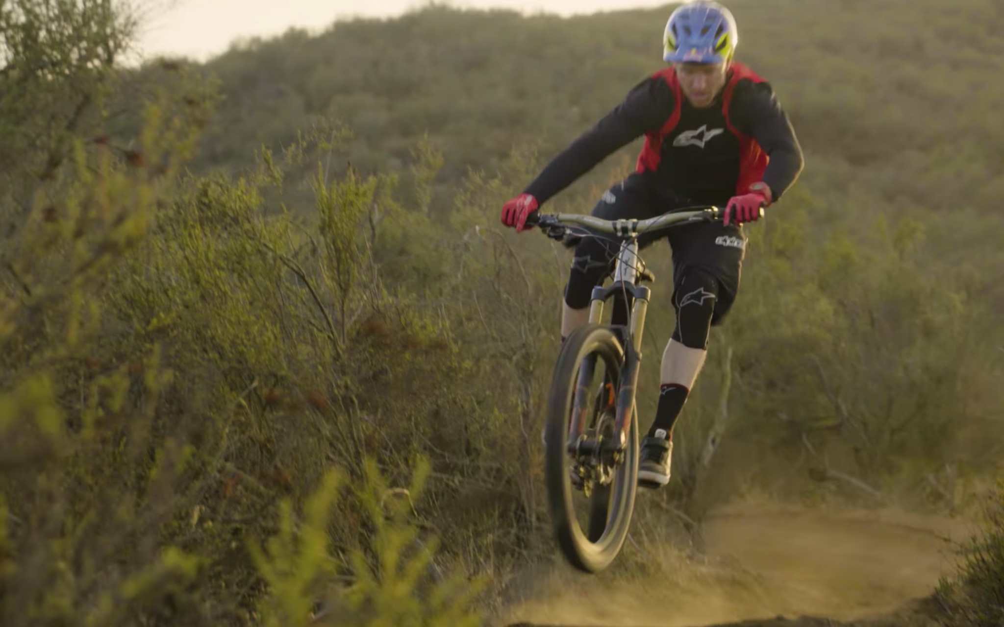 Aaron Gwin en YT Jeffsy 27