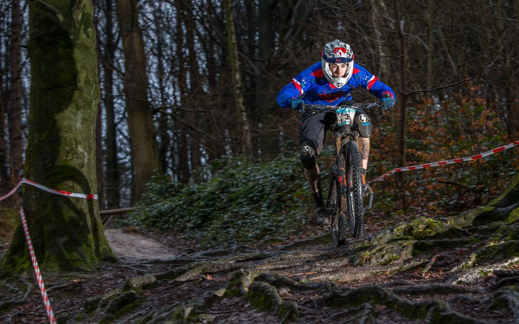 BEC #1 – Mont de l&rsquo;Enclus : de la boue et du fun