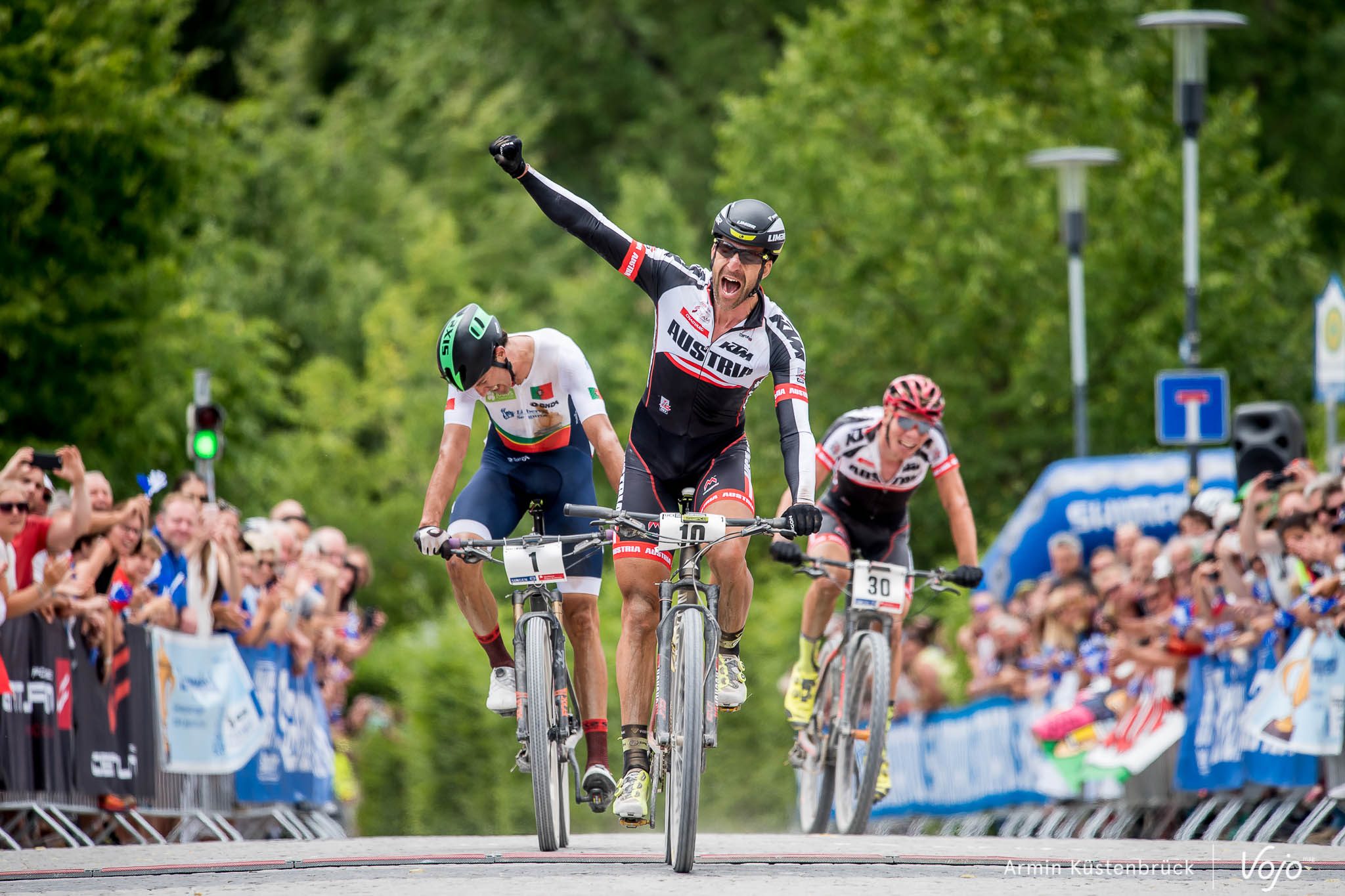 Worlds marathon : Langvad et Lakata en arc-en-ciel