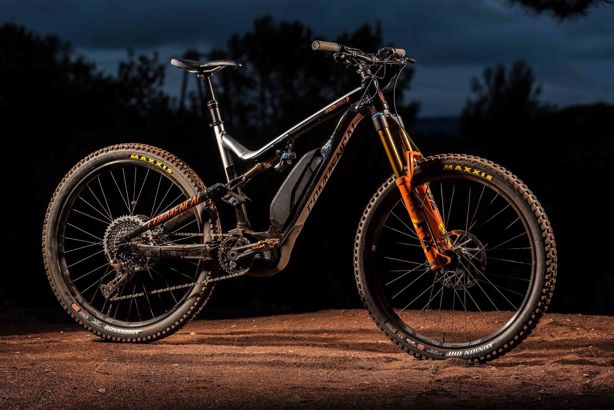 Le Commencal Meta Power s’offre un package Fox