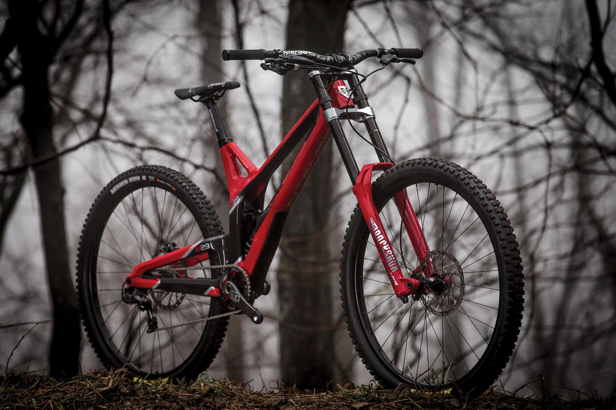 Vali&rsquo;s new RockShox Boxxer