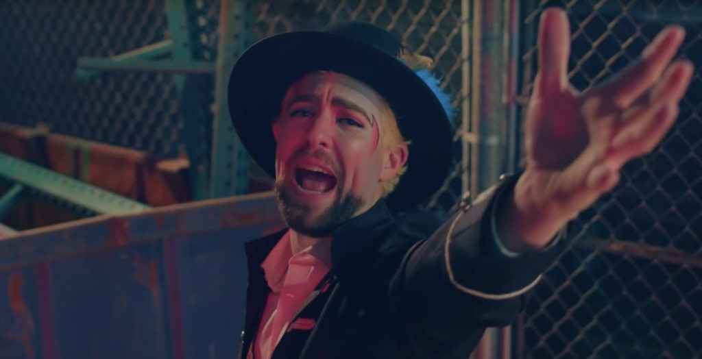 There&rsquo;s Something in Our Aisles – Santa Cruz Carbon Chameleon