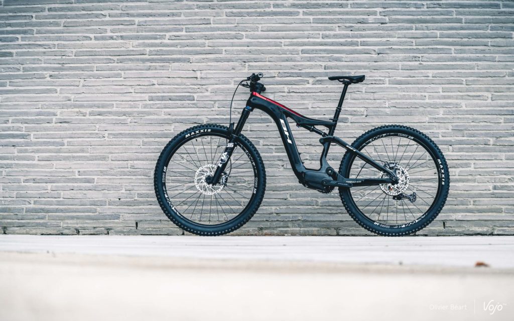 Nouveauté | BH AtomX Carbon 2022 : la robe change, l&rsquo;esprit reste