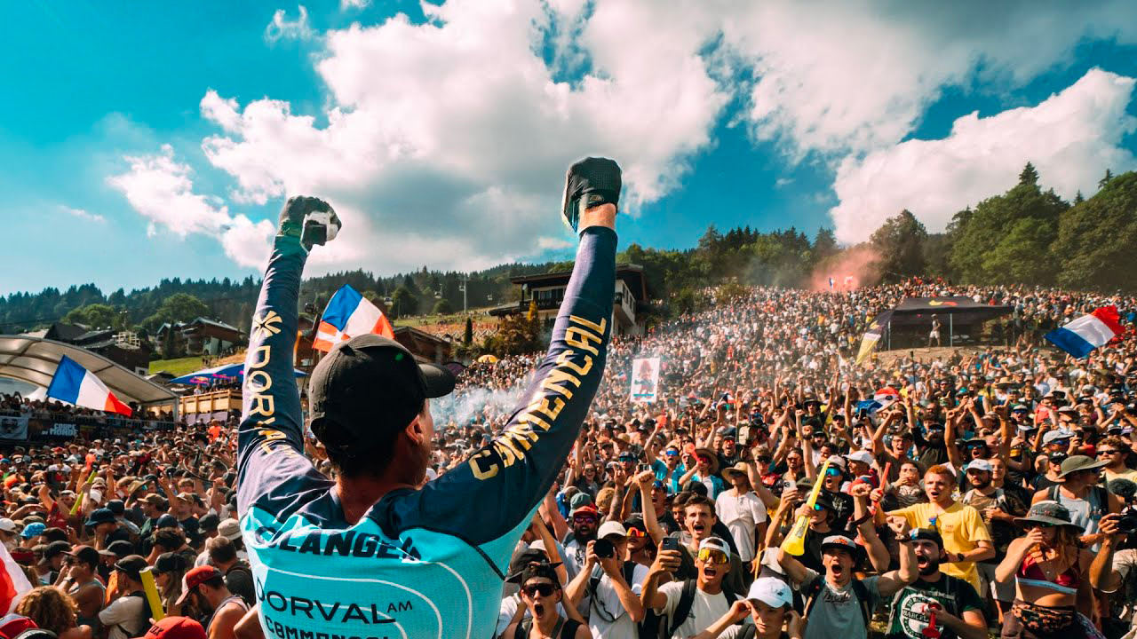 Revivez de l&rsquo;intérieur la victoire de Benoît Coulanges aux Gets