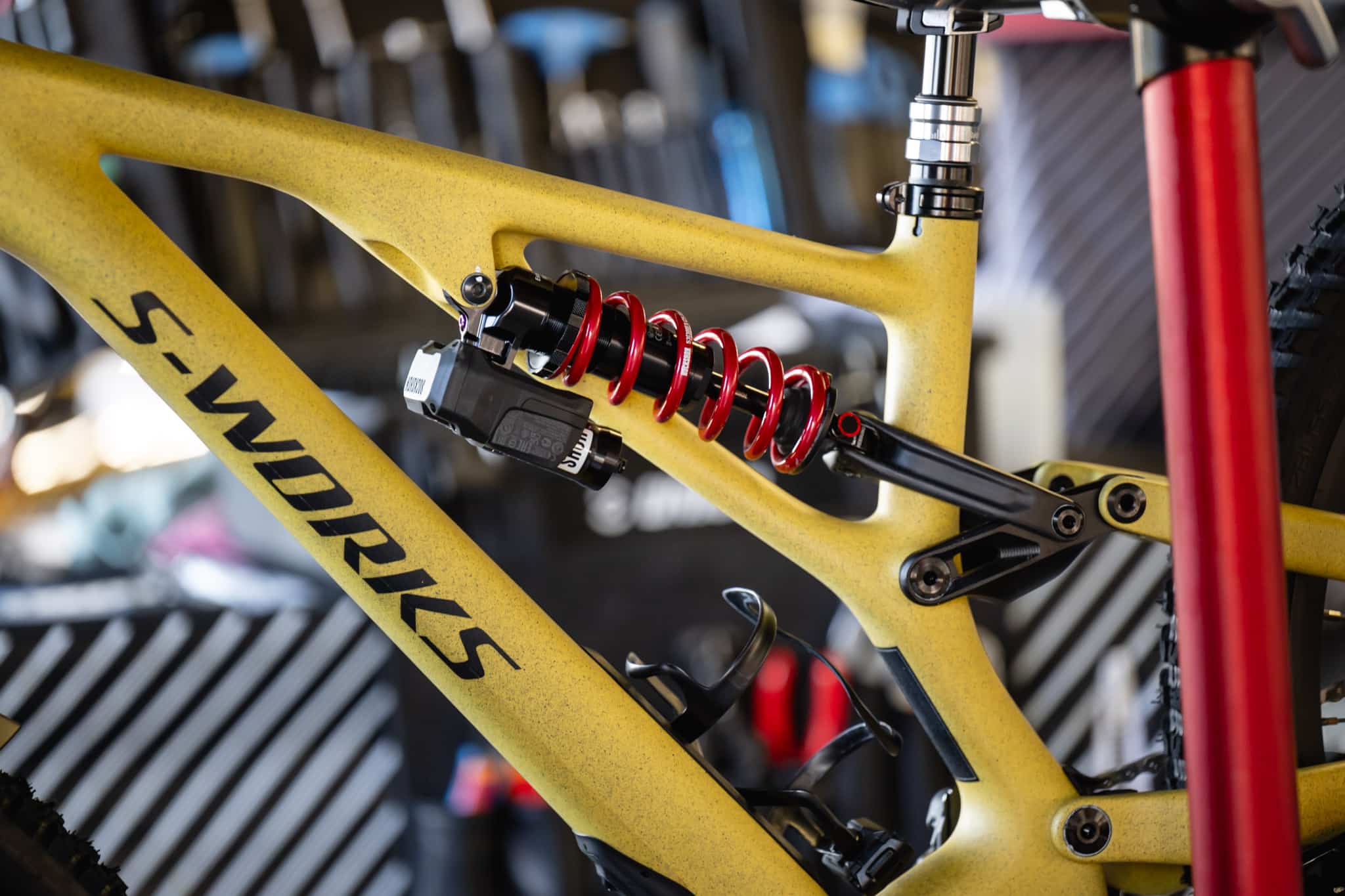 Nouveauté | Le RockShox Flight Attendant Trail évolue