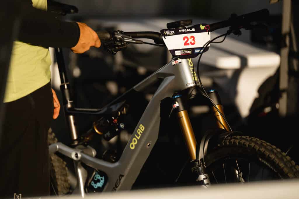 Orbea Oolab VTTAE : un Rise développé entre les rubalises 