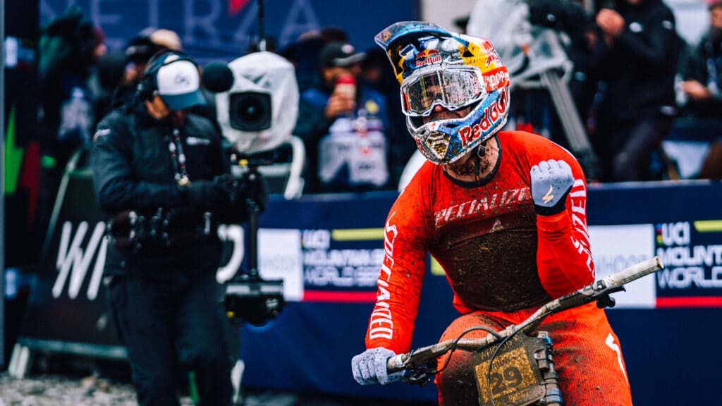 World Cup DH #1 | Bielsko-Biala : la masterclass boueuse de Bruni et Seagrave