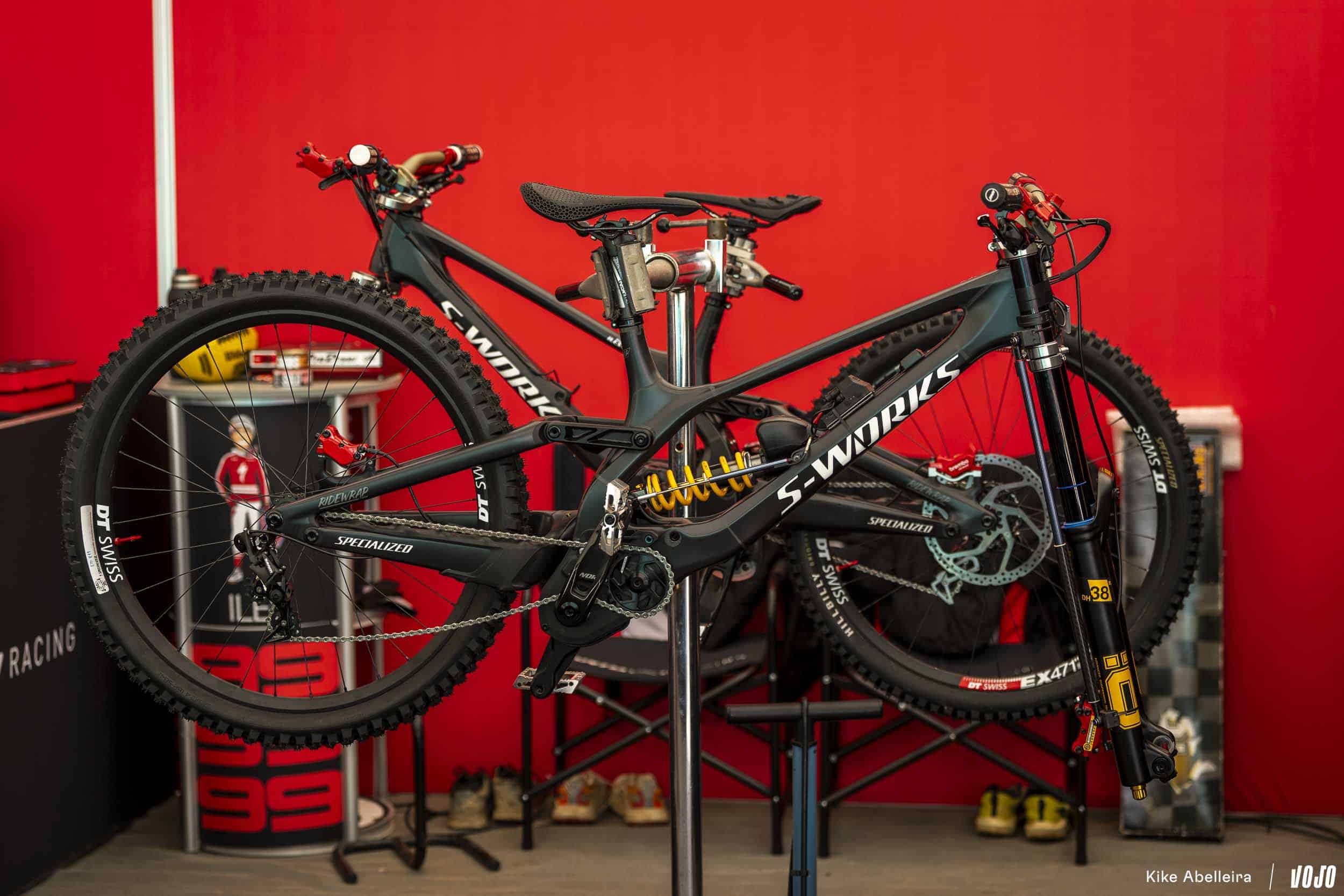 Loïc Bruni, France, Specialized (un des rares à ne pas avoir de vélo personnalisé…)