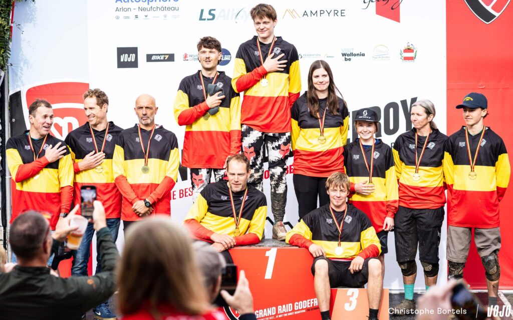 Championnats de Belgique Enduro 2025 : Jonas Debois et Roos Op de Beeck couronnés