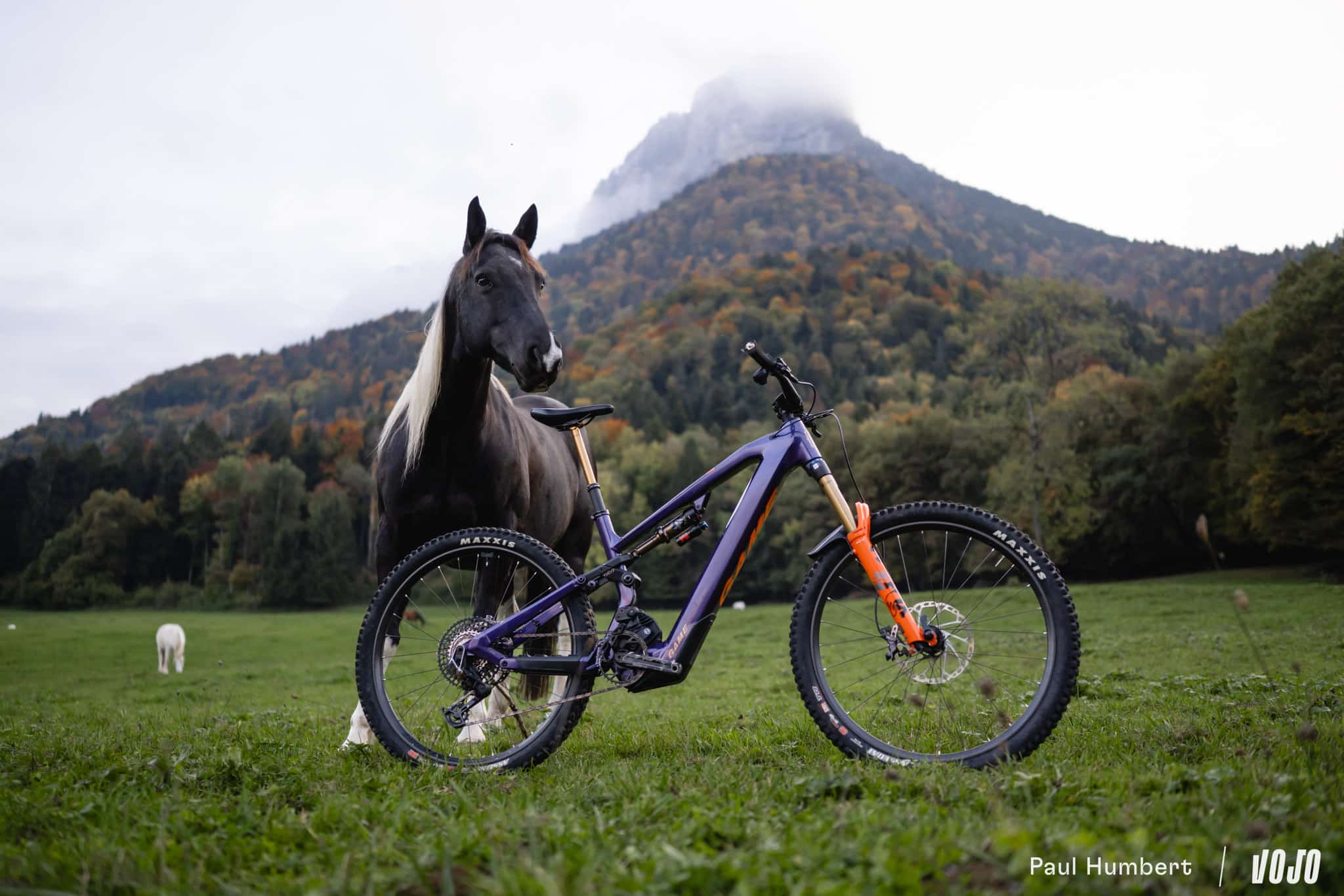 Test VTTAE | Le Moustache Game 160.9 Launch Edition au coeur des Aravis
